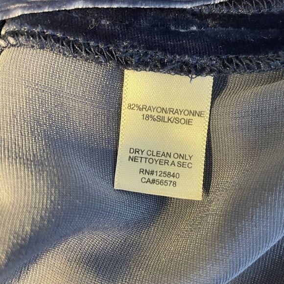 Intermix Velvet Blue Top Choker Neckline M - Picture 8 of 8